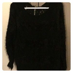 👛 CCO Final Price 👛 - XOXO Sweater